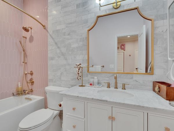 bathroom remodel in Tampa, FL